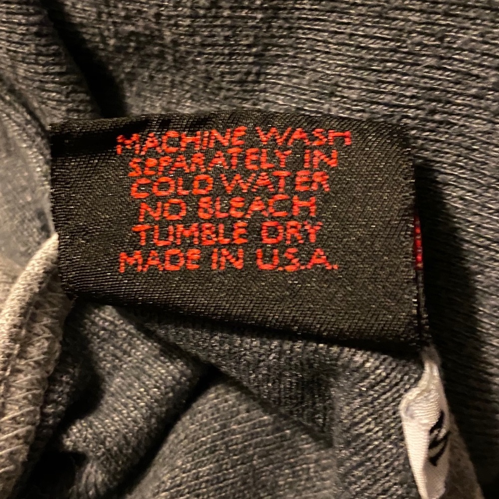 Cute grey sweater; medium - Picture 4 of 5